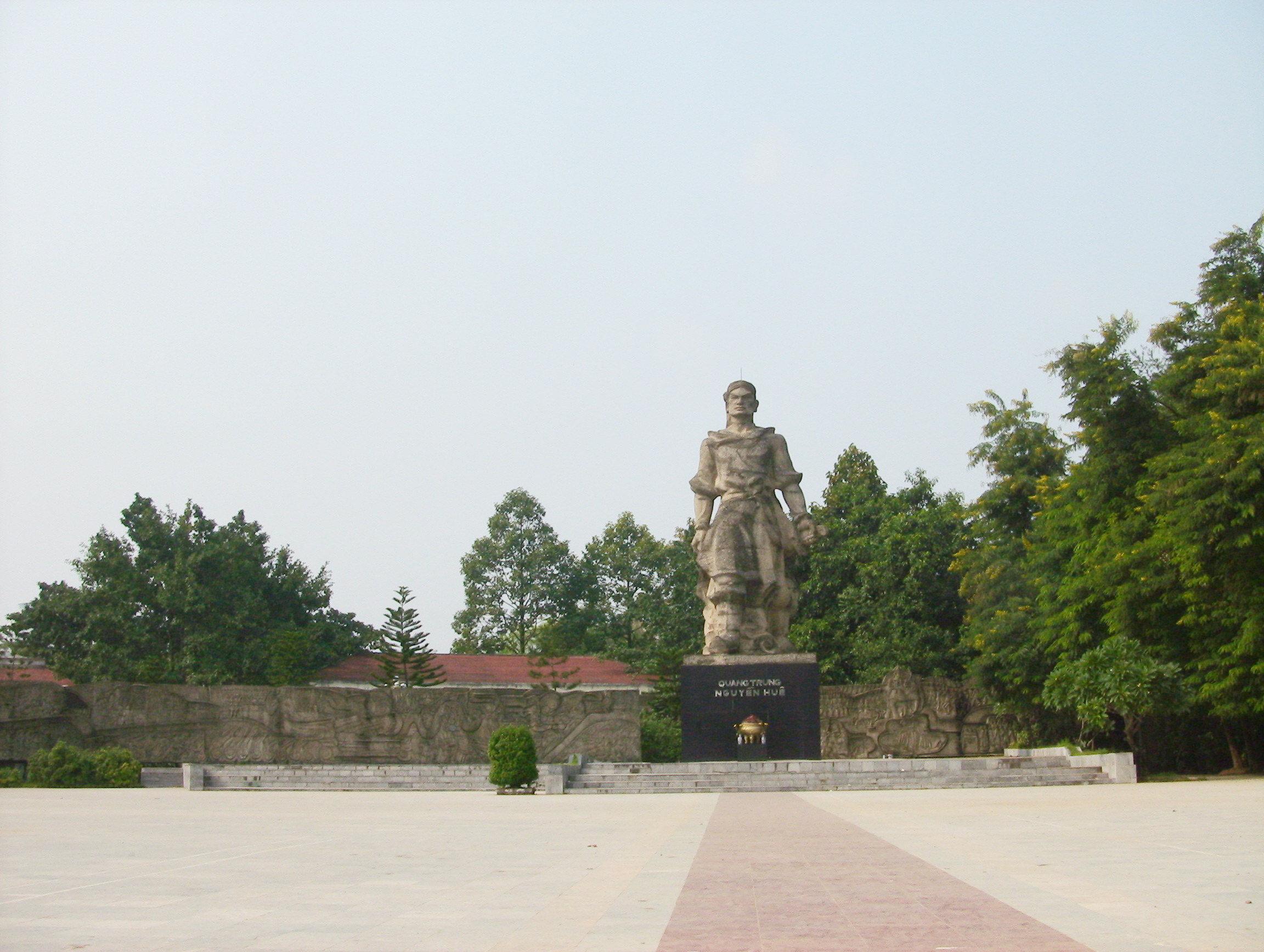 Gò Đống Đa (Hà Nội) – di tích chiến thắng Ngọc Hồi – Đống Đa xuân Kỷ Dậu 1789. Nguồn: Wikimedia Commons.